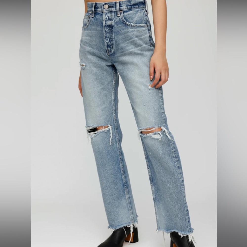 Moussy Vintage Odessa Straight Leg Size 24 NWOT